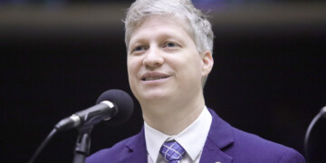 Lei de Marcel van Hattem atenua efeitos da enchente nos setores de turismo e cultura