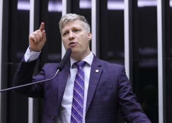 À CNN, relator da PEC do STF diz discordar de decisões unilaterais vindas da Corte