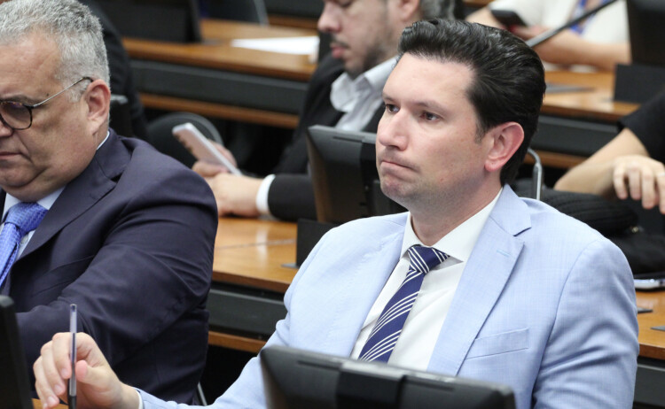 CCJ da Câmara manda mais um recado ao Supremo