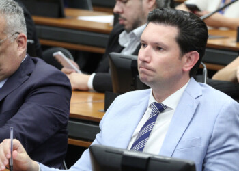 Comissão da Câmara aprova projeto que proíbe cancelamento de planos de saúde em emergências