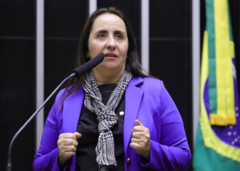 Especialistas defendem que PNE considere sistemas internacionais de avaliação da educação