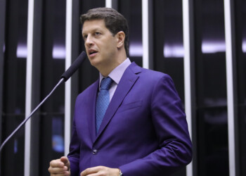 ‘Lula sabe muito bem que o MST é uma facção criminosa’, diz Salles