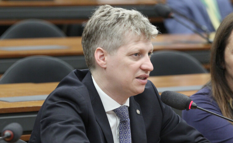 NOVO apresenta representação no TCU contra “penduricalhos” da AGU NOVO apresenta representação no TCU contra “penduricalhos” da AGU