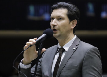 Com apoio do NOVO, Câmara Barra Taxação de Grandes Fortunas na Reforma Tributária