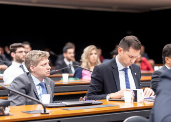 Projeto que limita poderes do TSE avança na CCJ da Câmara