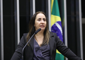 Marcel van Hattem assume a liderança do NOVO na Câmara