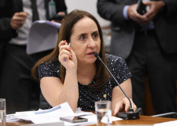 NOVO protocola PEC para que TCU fiscalize Itaipu e usina se enquadre na Lei das Estatais