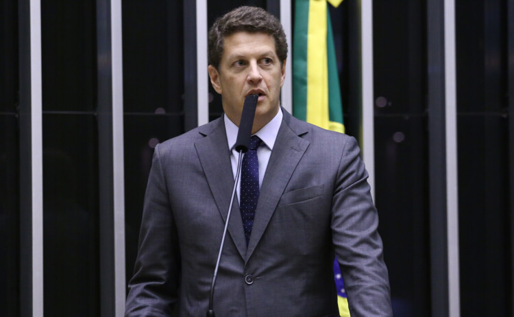 “PT, Lupi e Lula roubaram os idosos do Brasil”, diz Ricardo Salles “PT, Lupi e Lula roubaram os idosos do Brasil”, diz Ricardo Salles