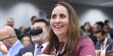 Novo pede explicações sobre sumiço de 16 milhões de documentos do governo