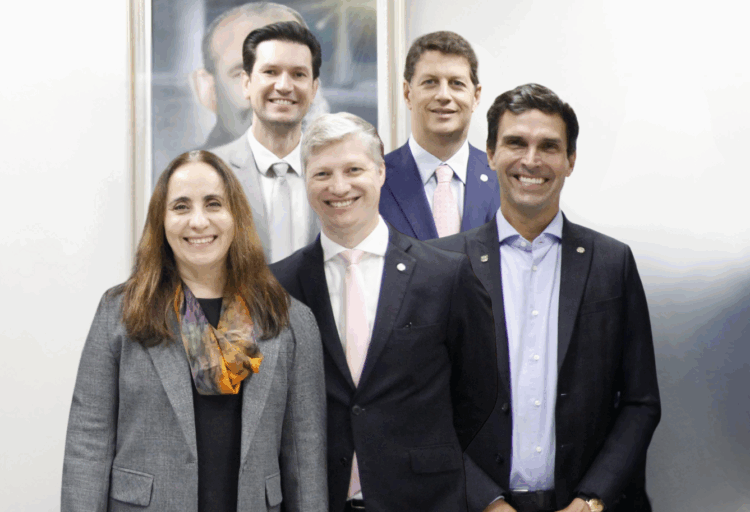 Partido Novo propõe limites para alterações no IOF sem aval do Congresso