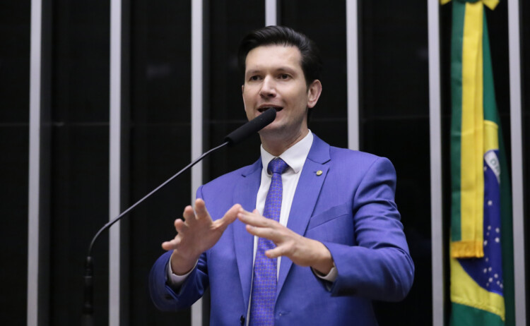 Comissão aprova projeto que permite ao comerciante expor preço de custo ao lado do preço de venda