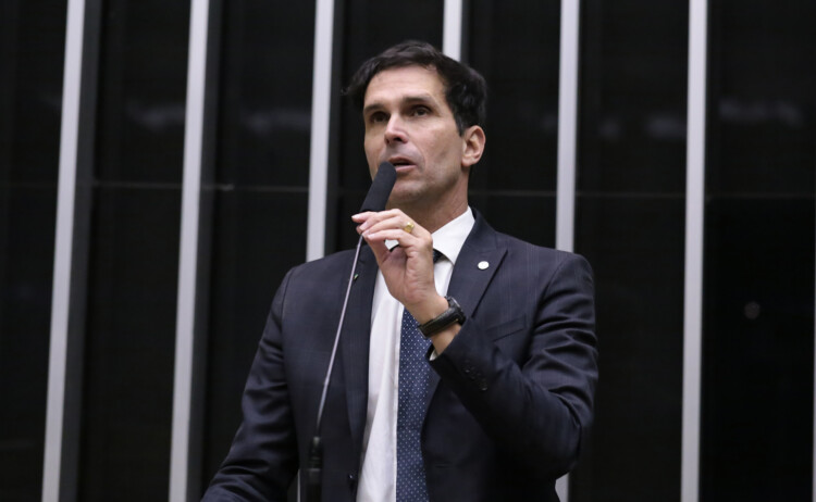 Luiz Lima Aciona TCU Contra Governo Lula Renovar com Empresa Proibida de Contratar com o Poder Público Luiz Lima Aciona TCU Contra Governo Lula Renovar com Empresa Proibida de Contratar com o Poder Público
