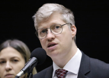 Vitória do Brasil: Com Apoio do NOVO, Câmara Derruba Aumento do IOF Proposto pelo Governo Lula