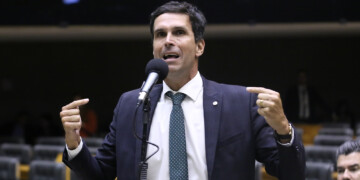 Deputado Luiz Lima celebra 10 anos do Partido Novo e reforça compromisso com renovação política e segurança pública Deputado Luiz Lima celebra 10 anos do Partido Novo e reforça compromisso com renovação política e segurança pública