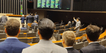 NOVO é o único partido a votar contra supersalários para carreira do TCU NOVO é o único partido a votar contra supersalários para carreira do TCU