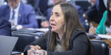 Bancada do Novo cobra Planalto sobre encontro entre Lula e Vorcaro