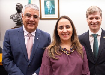 Novo aciona PGR e PF contra Toffoli por atuação no caso Master