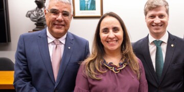 Novo aciona PGR e PF contra Toffoli por atuação no caso Master