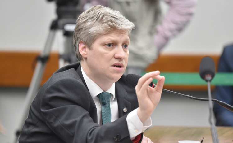 “Se tiver que cumprir pena de cadeia, que o ministro vá para a cadeia” “Se tiver que cumprir pena de cadeia, que o ministro vá para a cadeia”