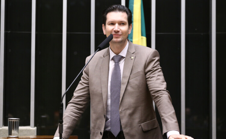 Novo entra com ação para derrubar decretos de Lula que regulam redes sociais Novo entra com ação para derrubar decretos de Lula que regulam redes sociais