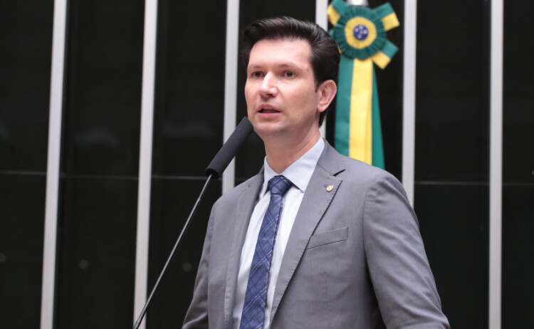 Novo entra com ação para derrubar decretos de Lula que regulam redes sociais Novo entra com ação para derrubar decretos de Lula que regulam redes sociais
